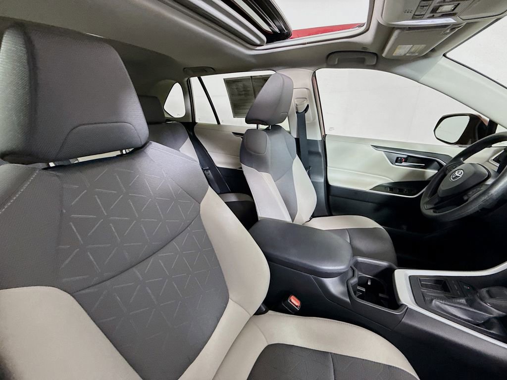 Certified 2025 Toyota RAV4 XLE image 27