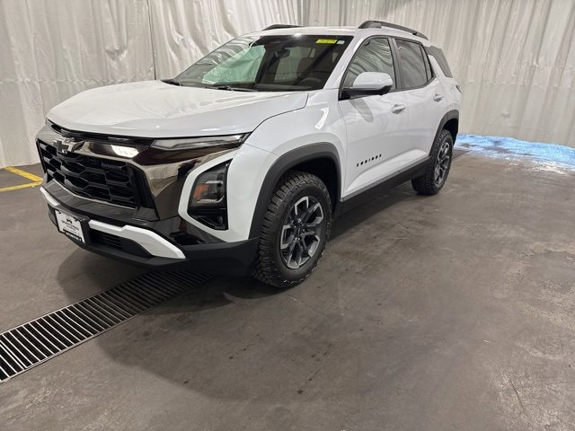 New 2026 Chevrolet Equinox ACTIV w/ Safety and Technology Package image 6