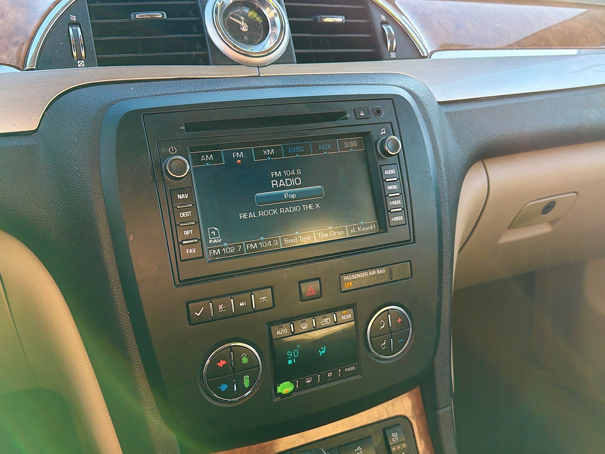 Used 2011 Buick Enclave CXL w/ LPO, Cargo Convenience Pkg image 9