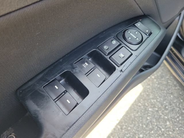 Used 2018 Hyundai Elantra SEL FWD image 13