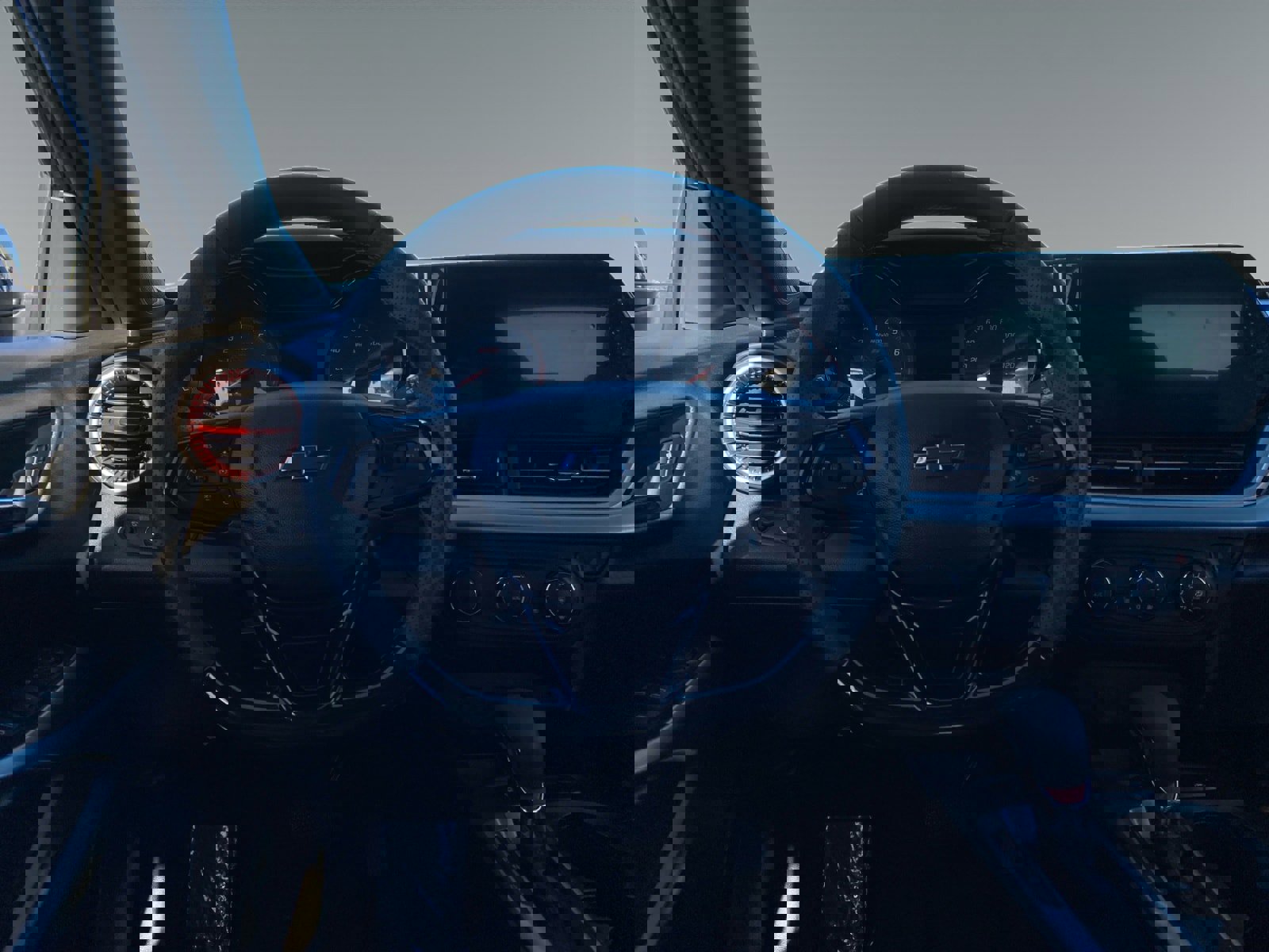 Used 2025 Chevrolet Trax RS w/ Sunroof Package image 12