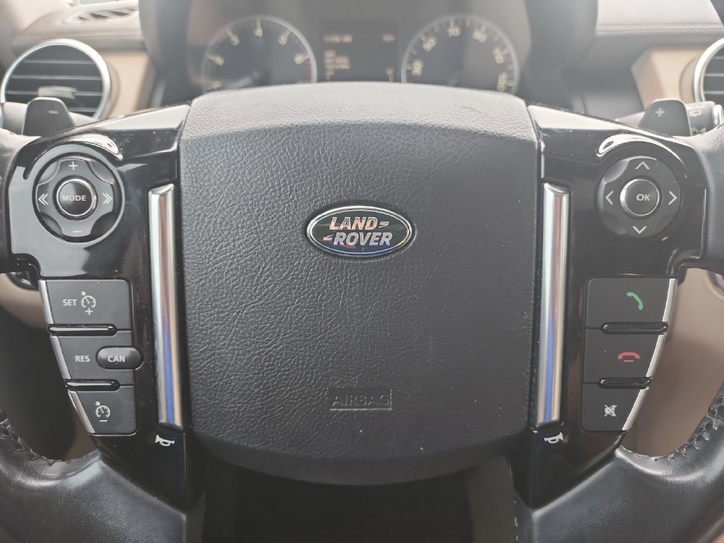 Used 2016 Land Rover LR4 HSE AWD/4WD image 21