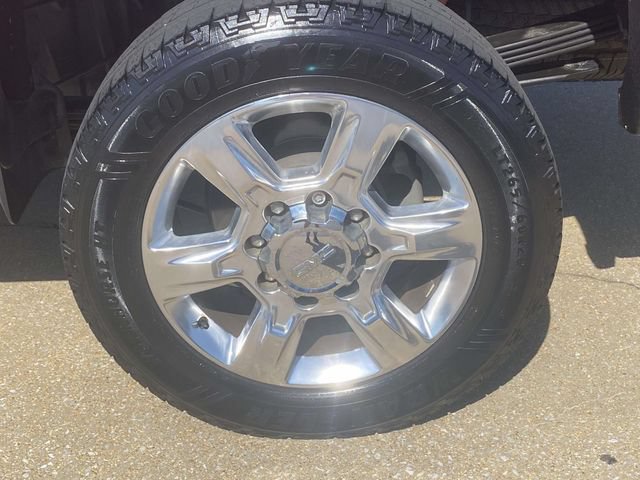 Used 2019 GMC Sierra 2500 SLT w/ Duramax Plus Package AWD/4WD image 8