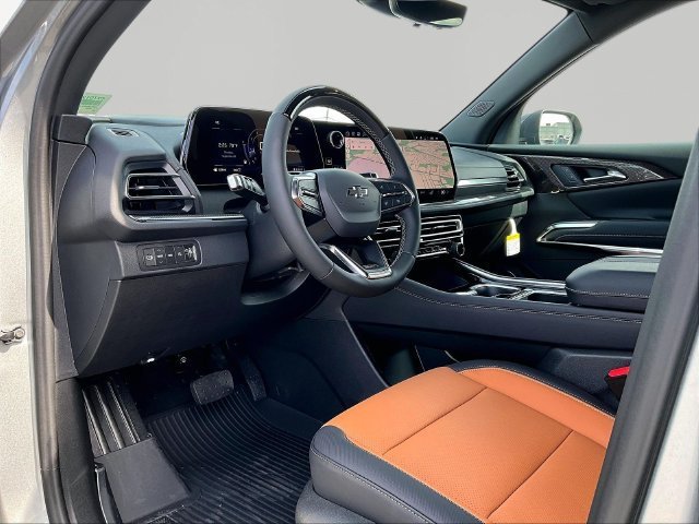 New 2027 Chevrolet Traverse Z71 w/ Enhanced Driving Package AWD/4WD image 8