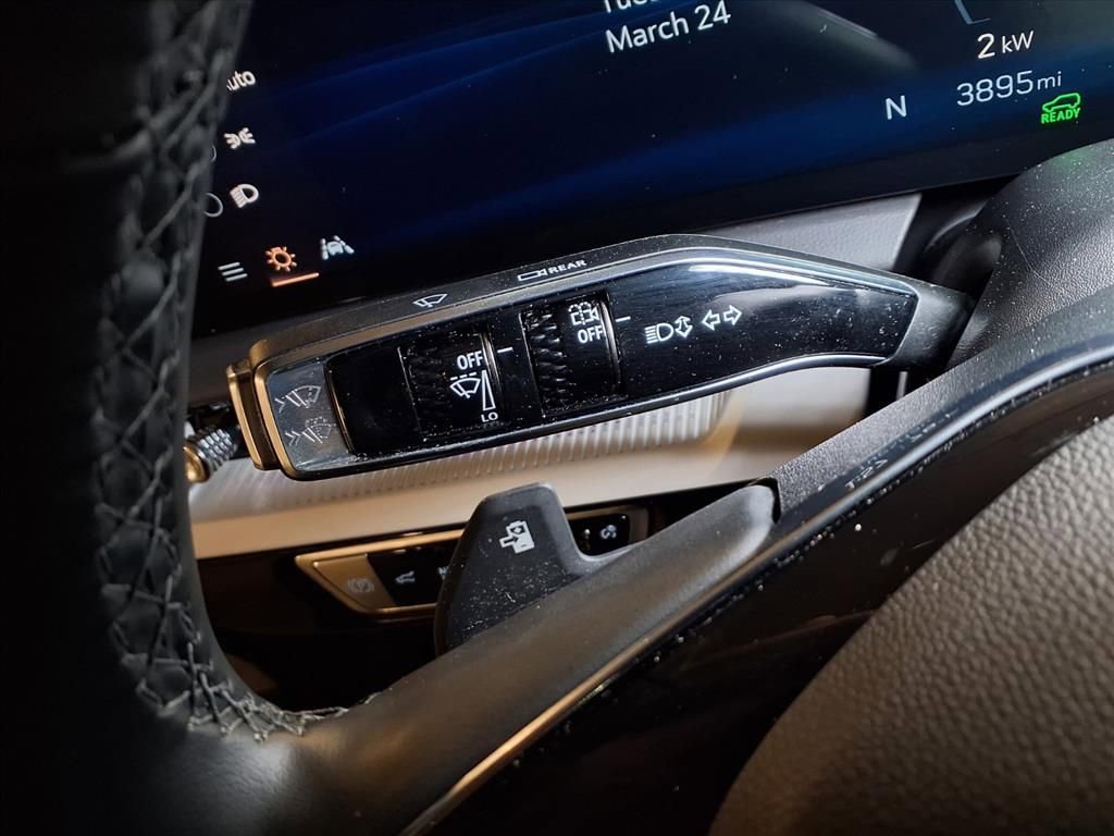 Certified 2025 Cadillac Optiq Luxury 1 w/ LPO, Floor Liner Package image 8