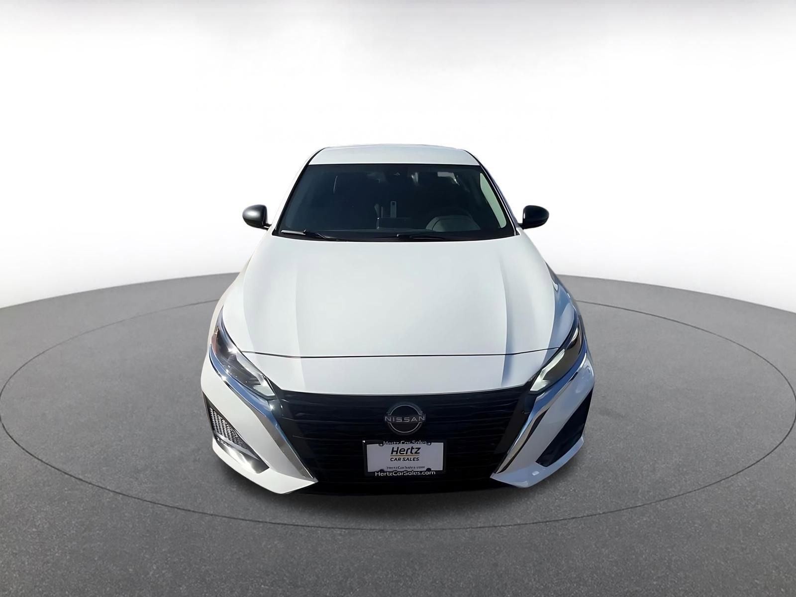 Used 2025 Nissan Altima 2.5 SV image 4