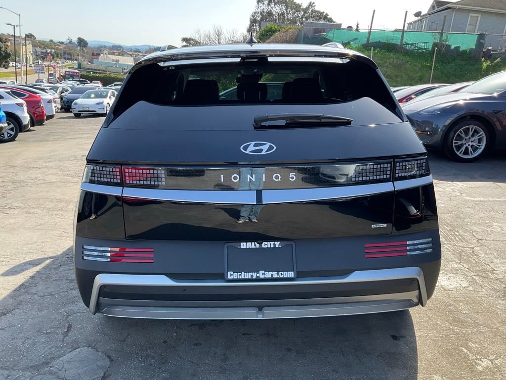 Used 2025 Hyundai Ioniq 5 SEL image 5