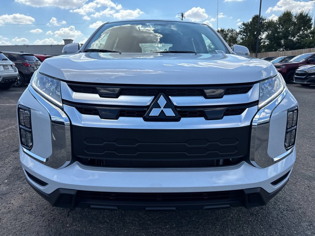 New 2027 Mitsubishi Outlander Sport SE FWD image 2
