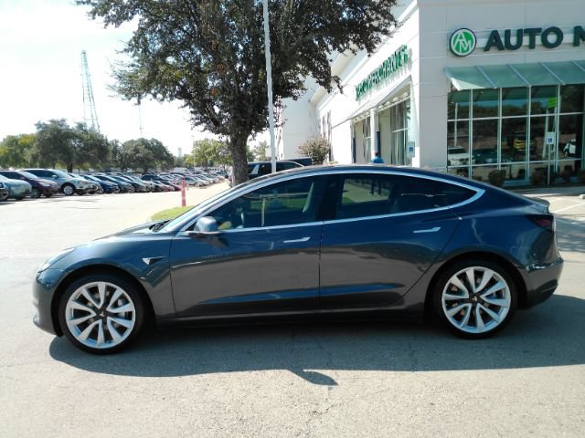 Used 2018 Tesla Model 3 Long Range RWD image 10