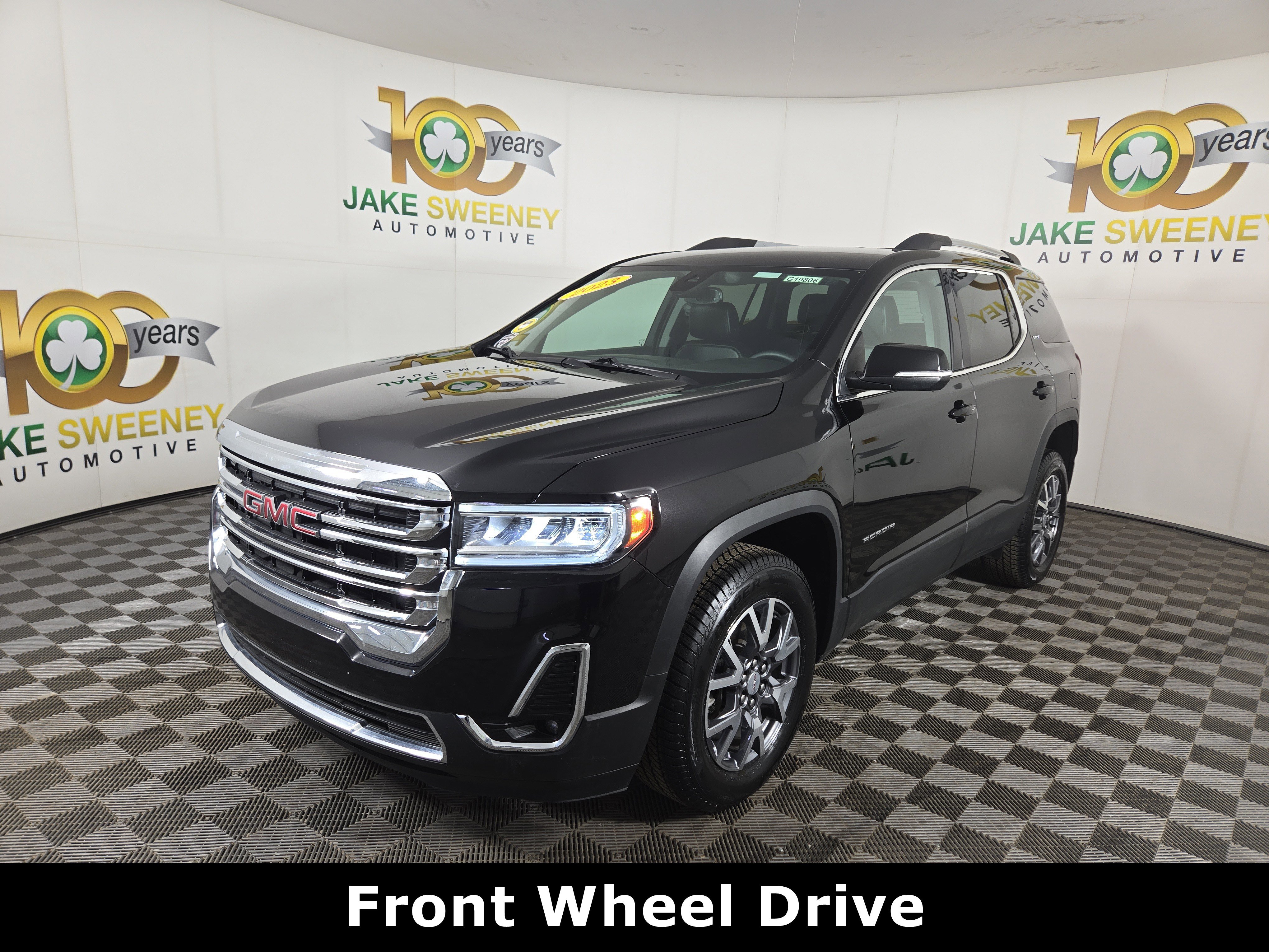 Certified 2023 GMC Acadia SLT image 3