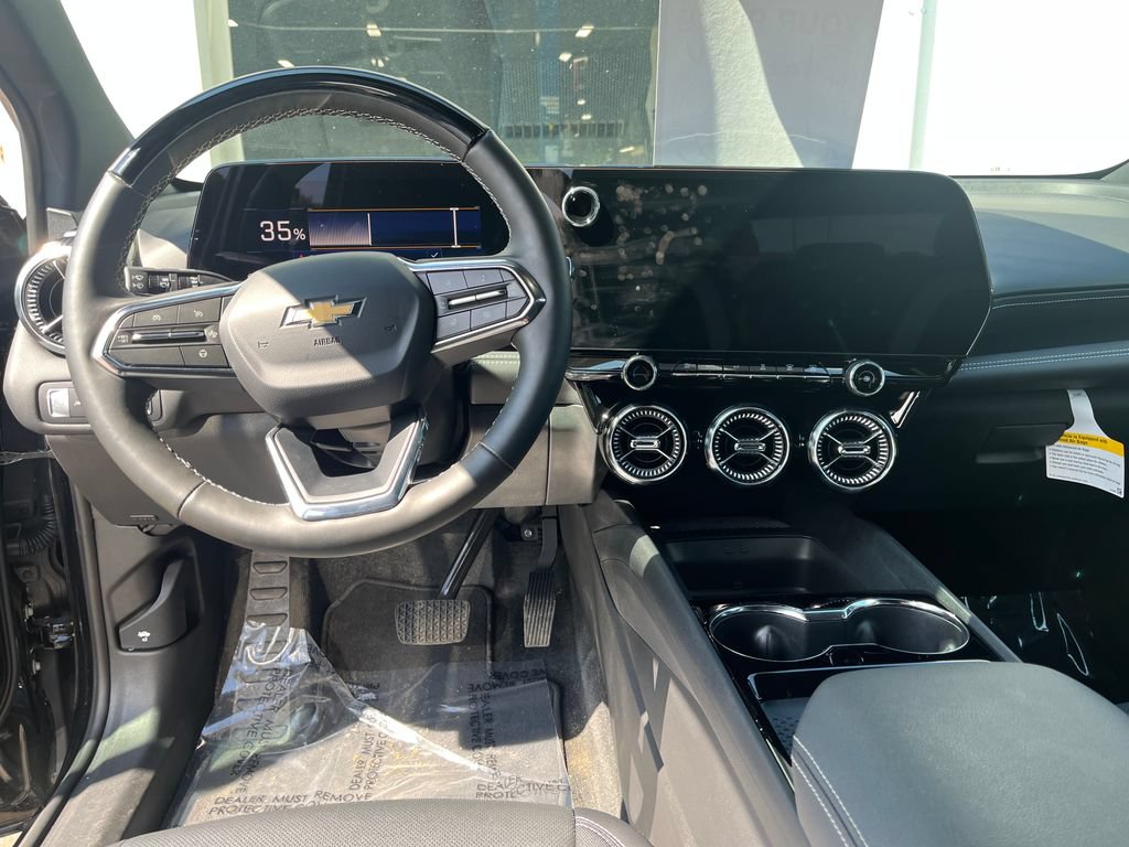 New 2025 Chevrolet Blazer EV LT w/ Super Cruise Package AWD/4WD image 12