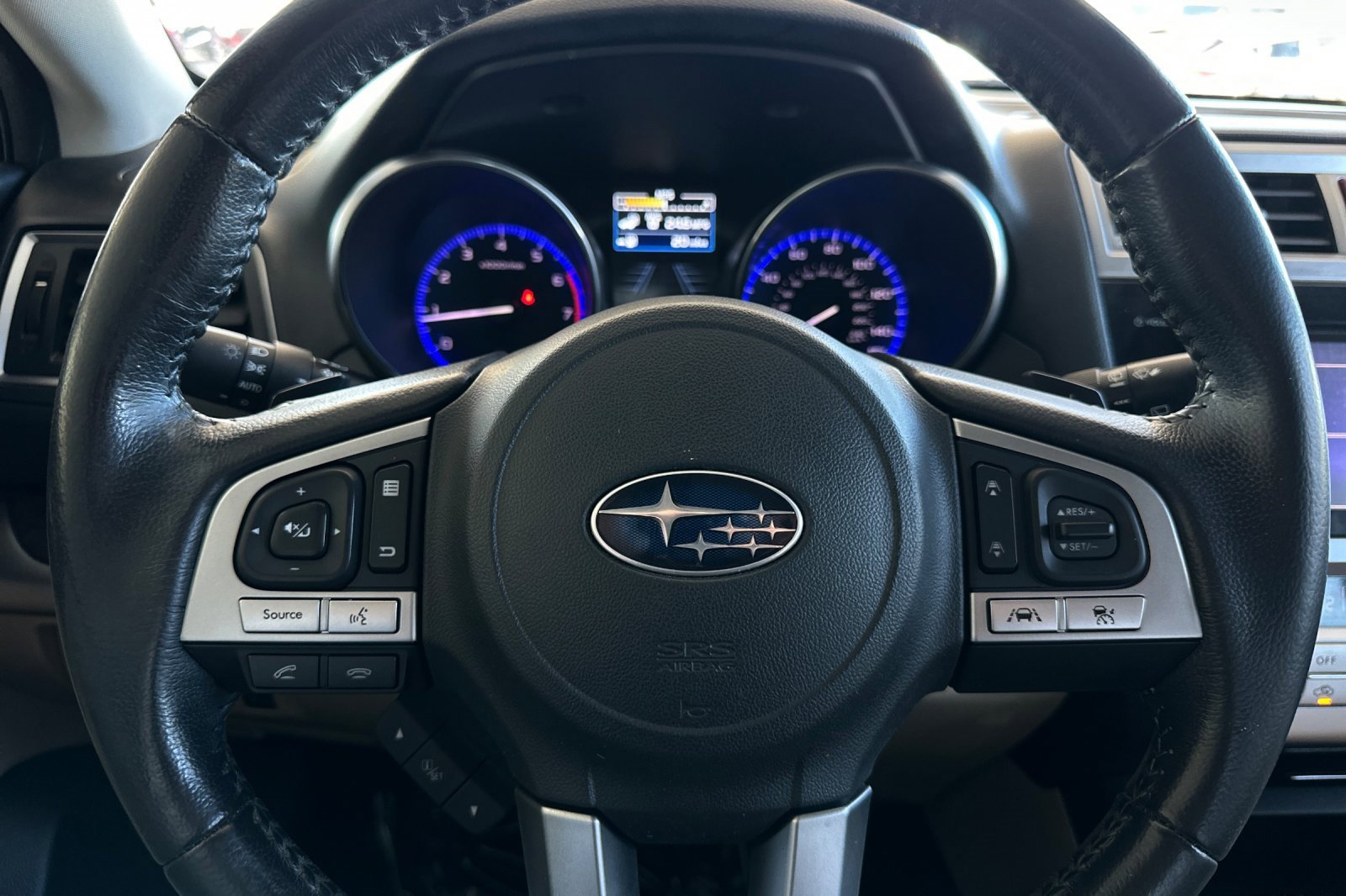 Used 2017 Subaru Outback 2.5i Limited image 24