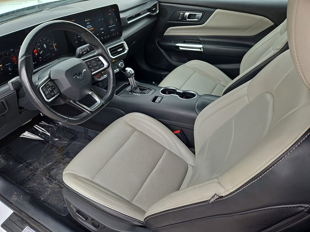 Used 2024 Ford Mustang Premium image 14