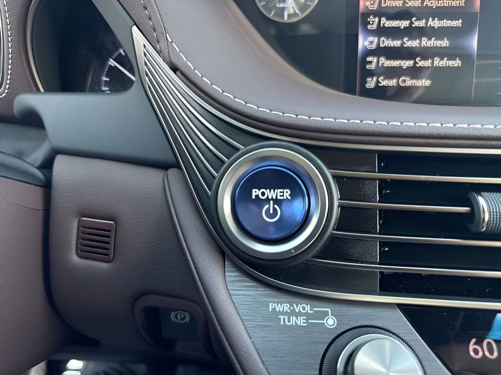 Used 2018 Lexus LS 500h w/ Luxury Package RWD image 24