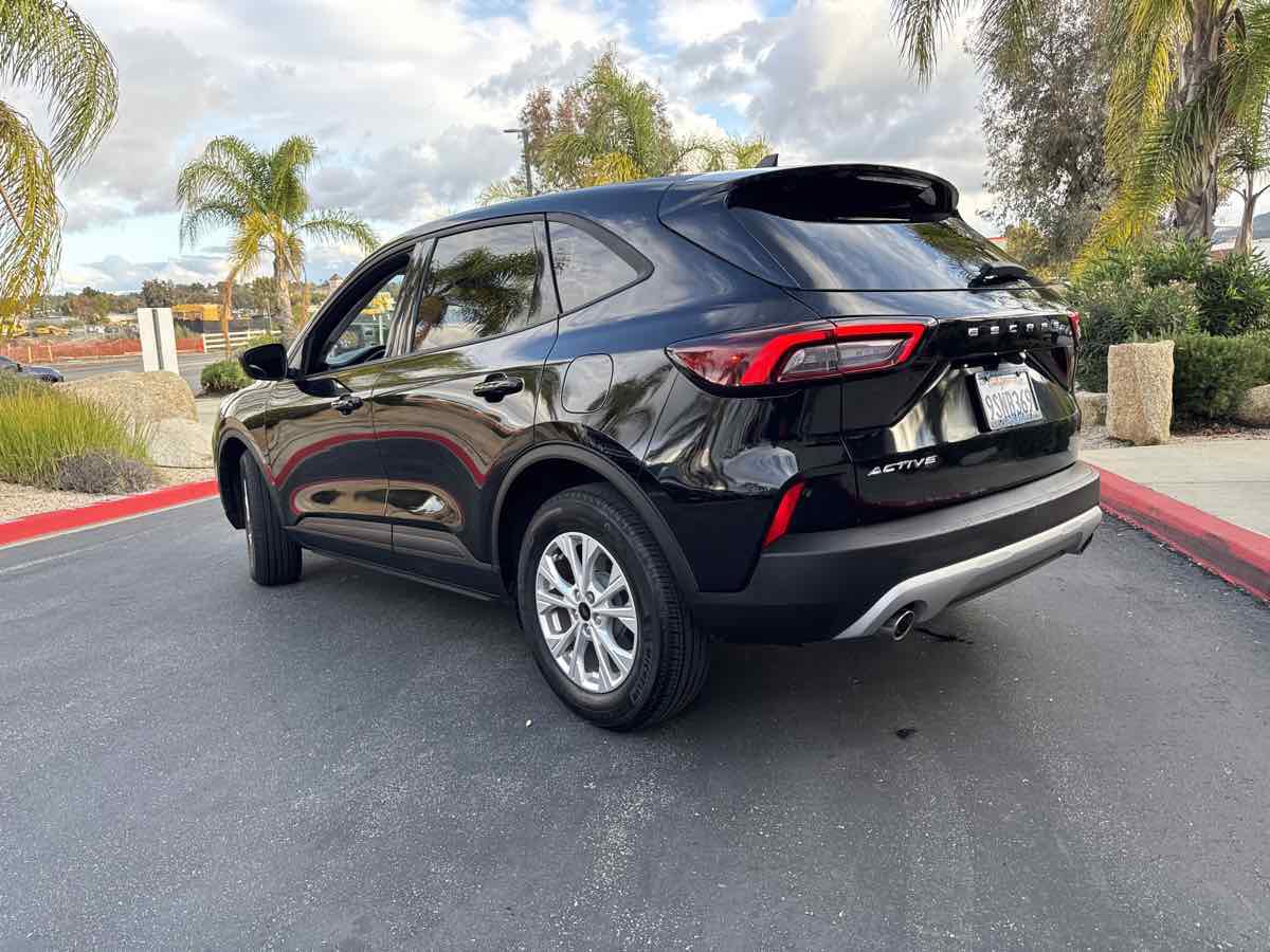 Used 2025 Ford Escape Active image 18