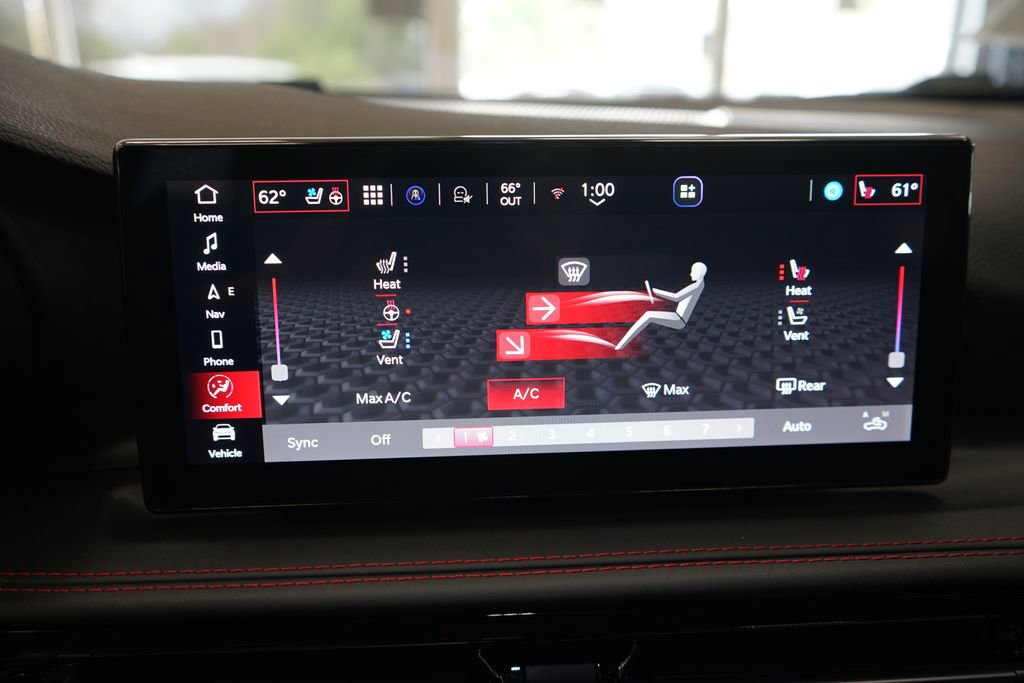 Used 2024 Dodge Hornet R/T Plus w/ R/T Blacktop Package AWD/4WD image 39