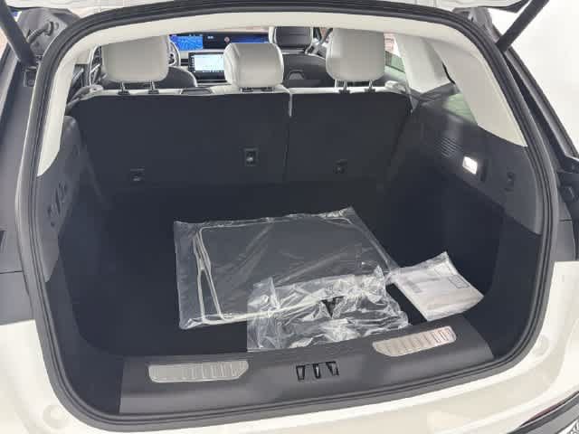 New 2026 Lincoln Nautilus Premier AWD/4WD image 21