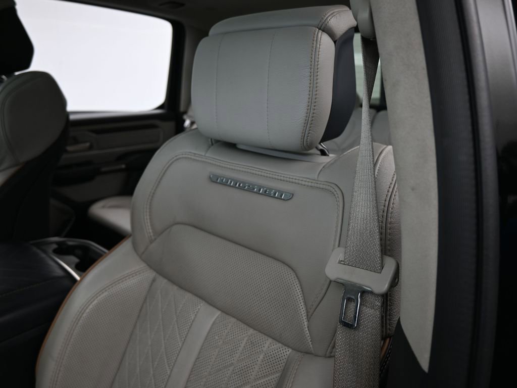 Used 2025 RAM 1500 Tungsten image 17