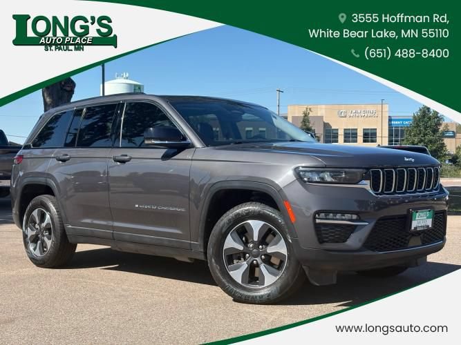 Used 2022 Jeep Grand Cherokee Limited 4xe AWD/4WD image 1