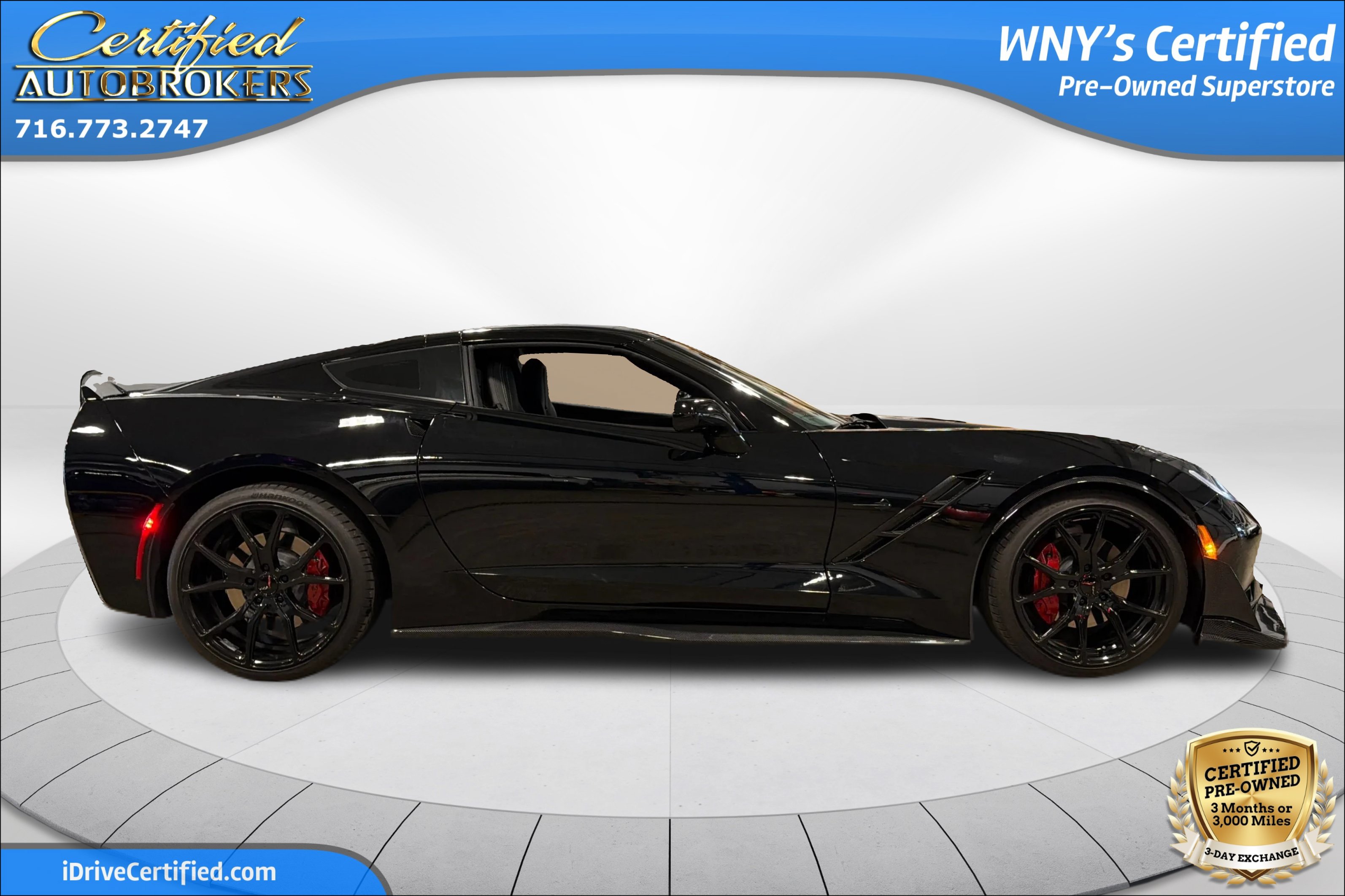 Used 2016 Chevrolet Corvette Stingray Coupe w/ 2LT w/ 2LT Preferred Equipment Group RWD image 4