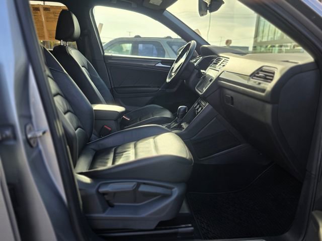Used 2020 Volkswagen Tiguan SEL Premium R-Line AWD/4WD image 10