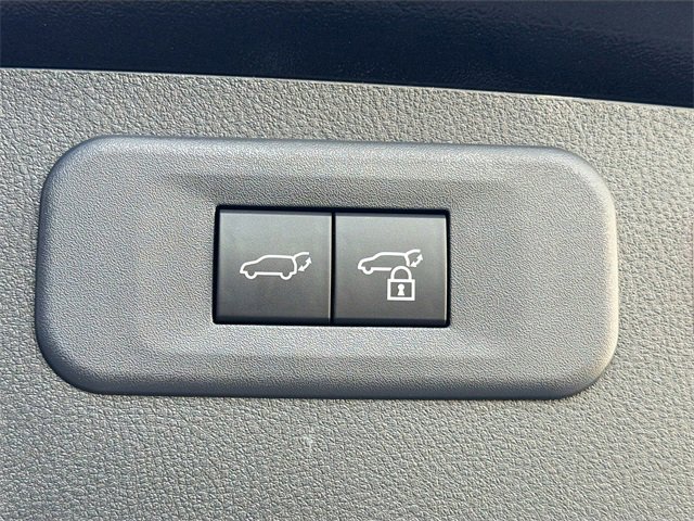 Used 2025 Lexus NX 250 FWD image 13