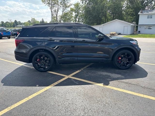 Used 2024 Ford Explorer ST w/ Equipment Group 401A AWD/4WD image 2