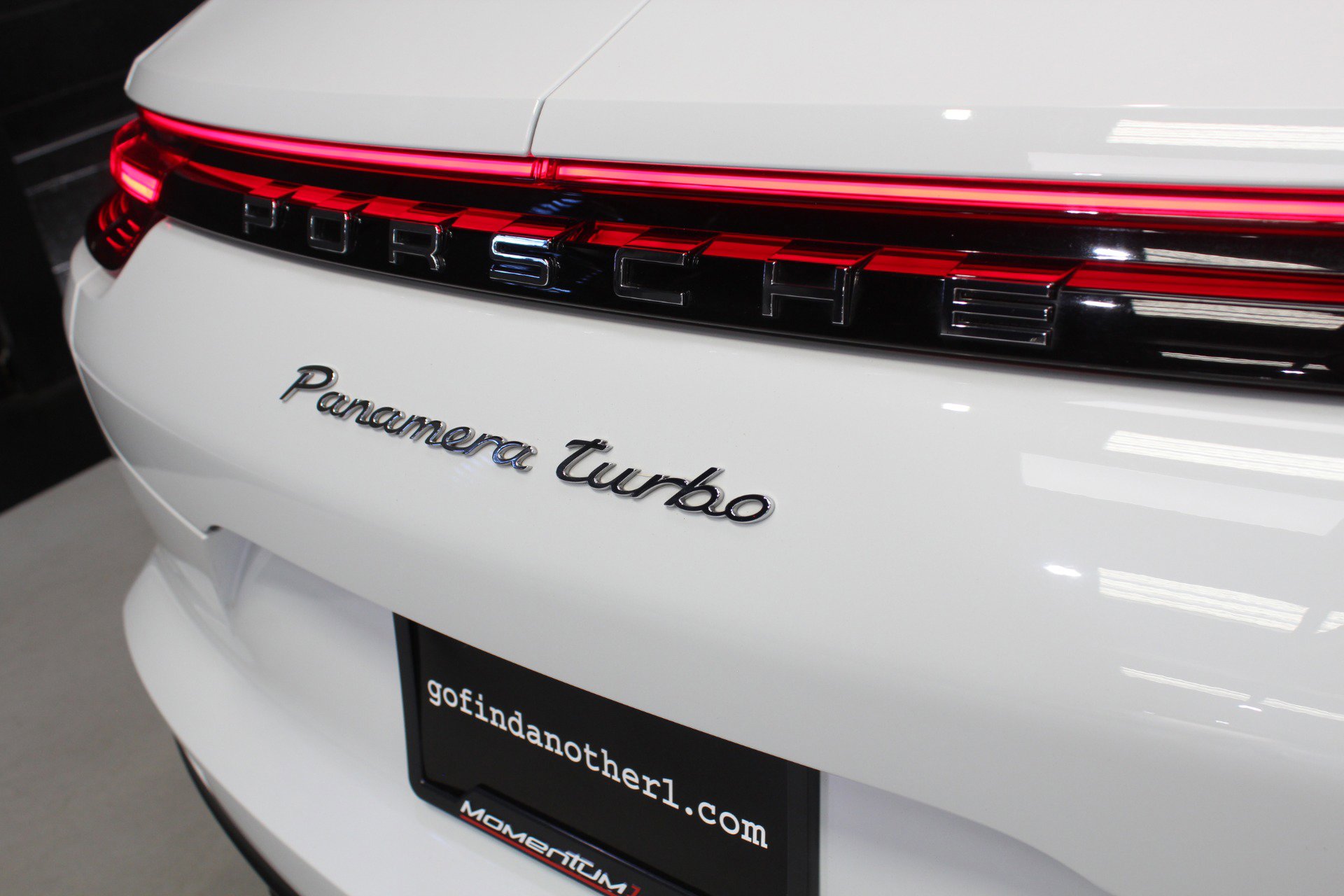 Used 2018 Porsche Panamera Turbo AWD/4WD image 16