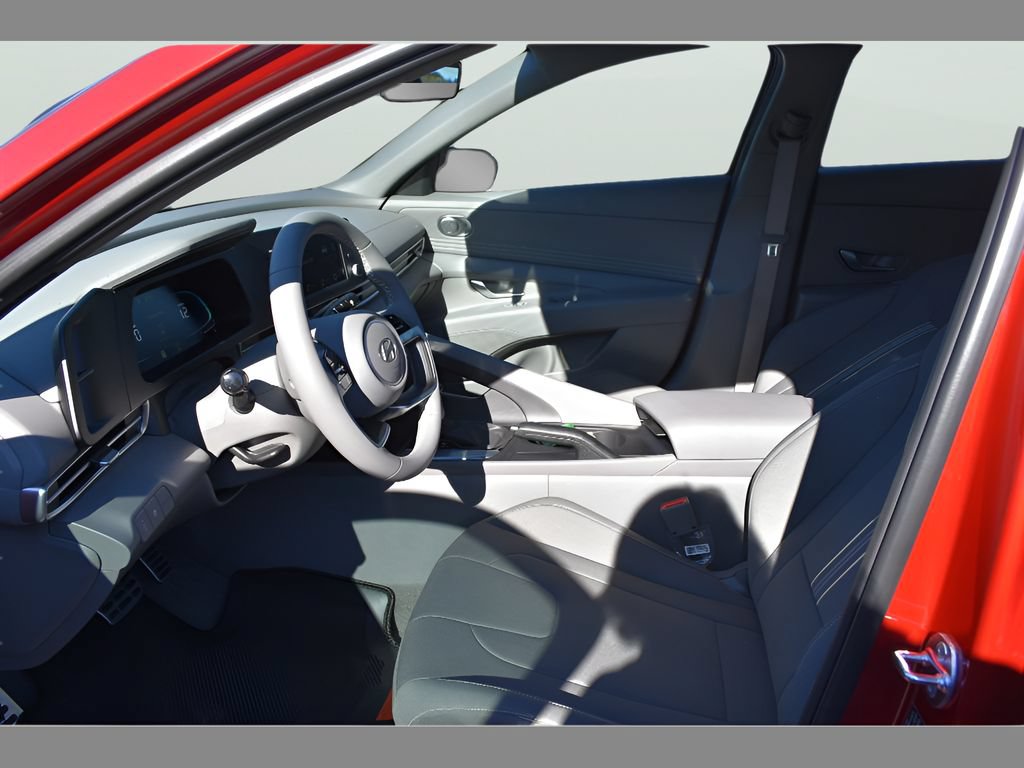 New 2026 Hyundai Elantra Sport FWD image 10