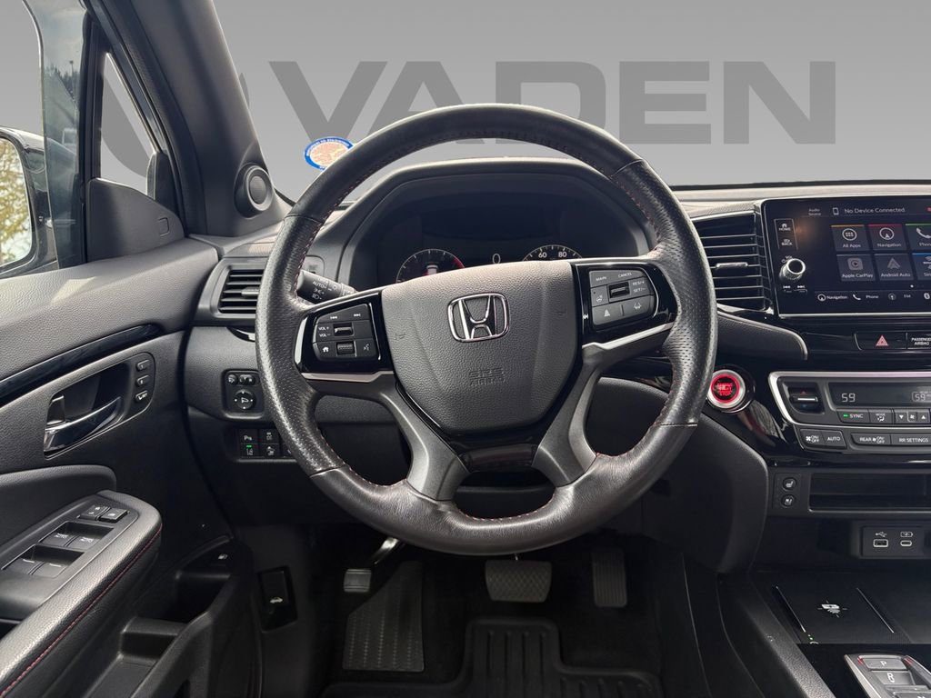 Used 2025 Honda Ridgeline Black Edition image 12