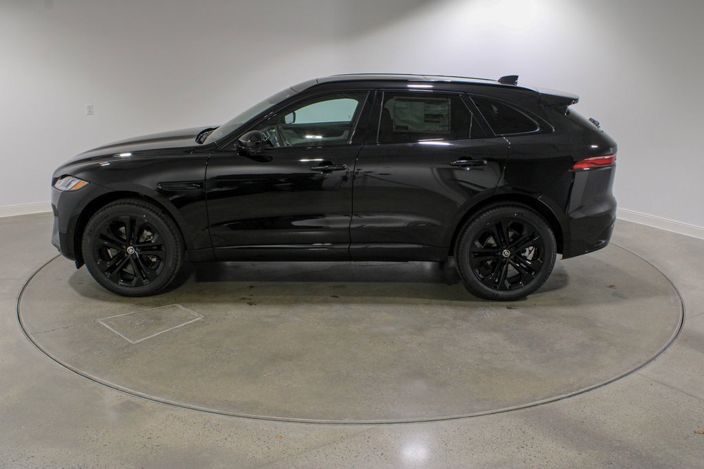New 2026 Jaguar F-PACE R-Dynamic S image 2
