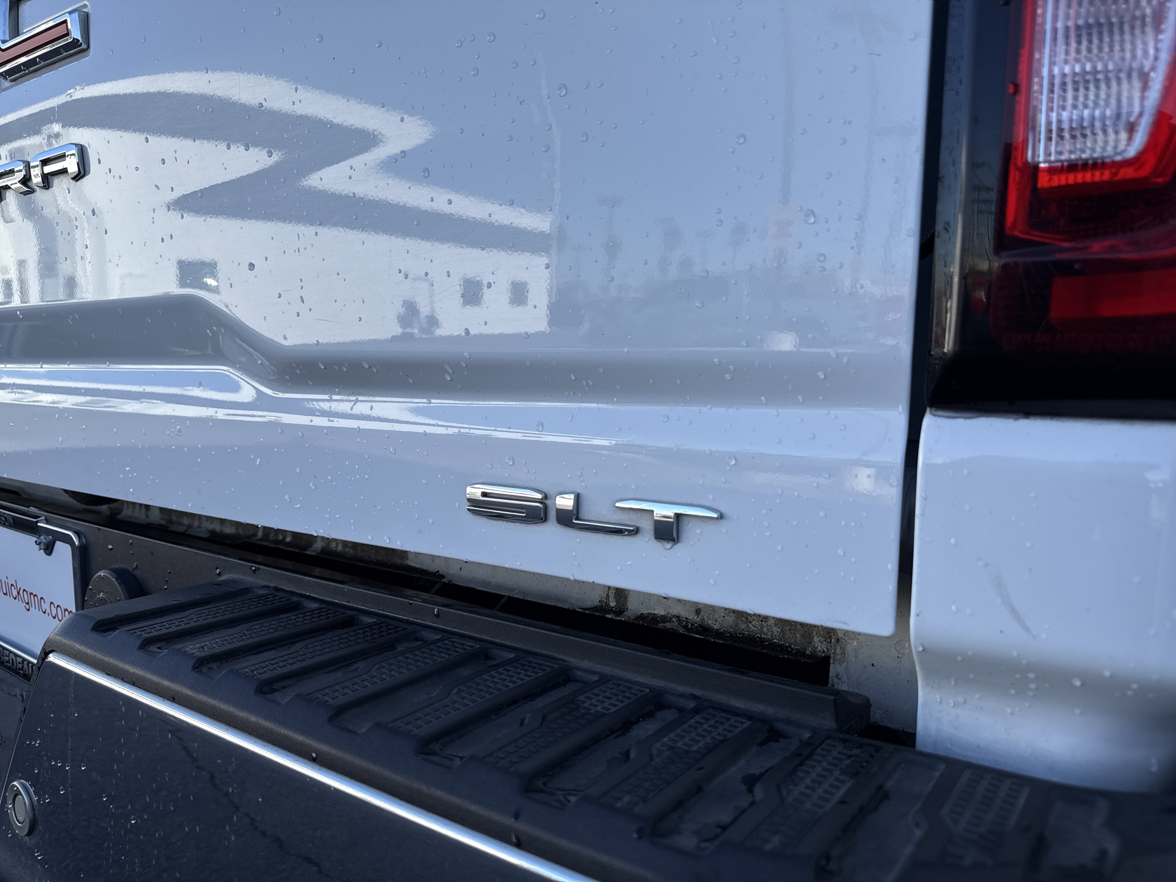 Used 2020 GMC Sierra 2500 SLT w/ SLT Premium Plus Package image 17