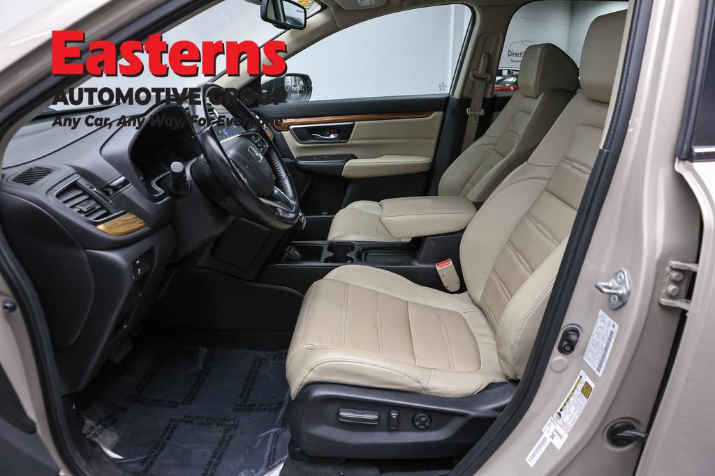 Used 2018 Honda CR-V Touring image 14