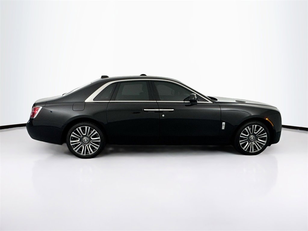 Used 2022 Rolls-Royce Ghost image 4