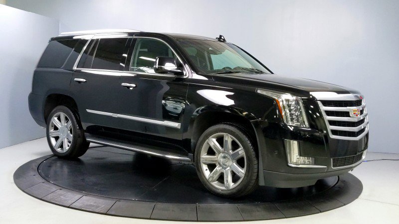 Used 2019 Cadillac Escalade Luxury image 1