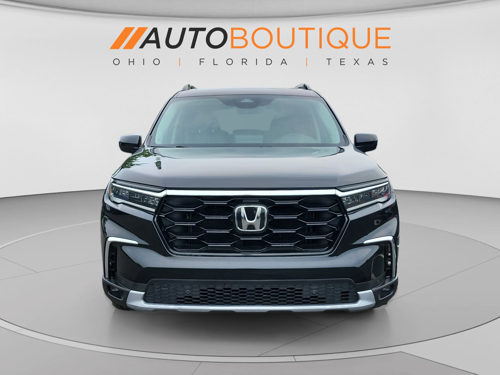 Used 2023 Honda Pilot Touring image 8