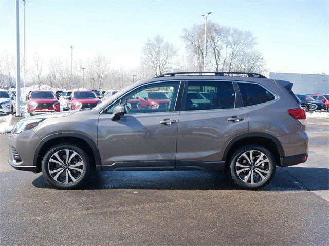 Used 2023 Subaru Forester Limited image 4