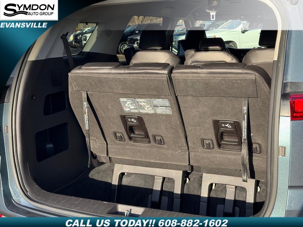 Used 2022 Kia Carnival SX image 5