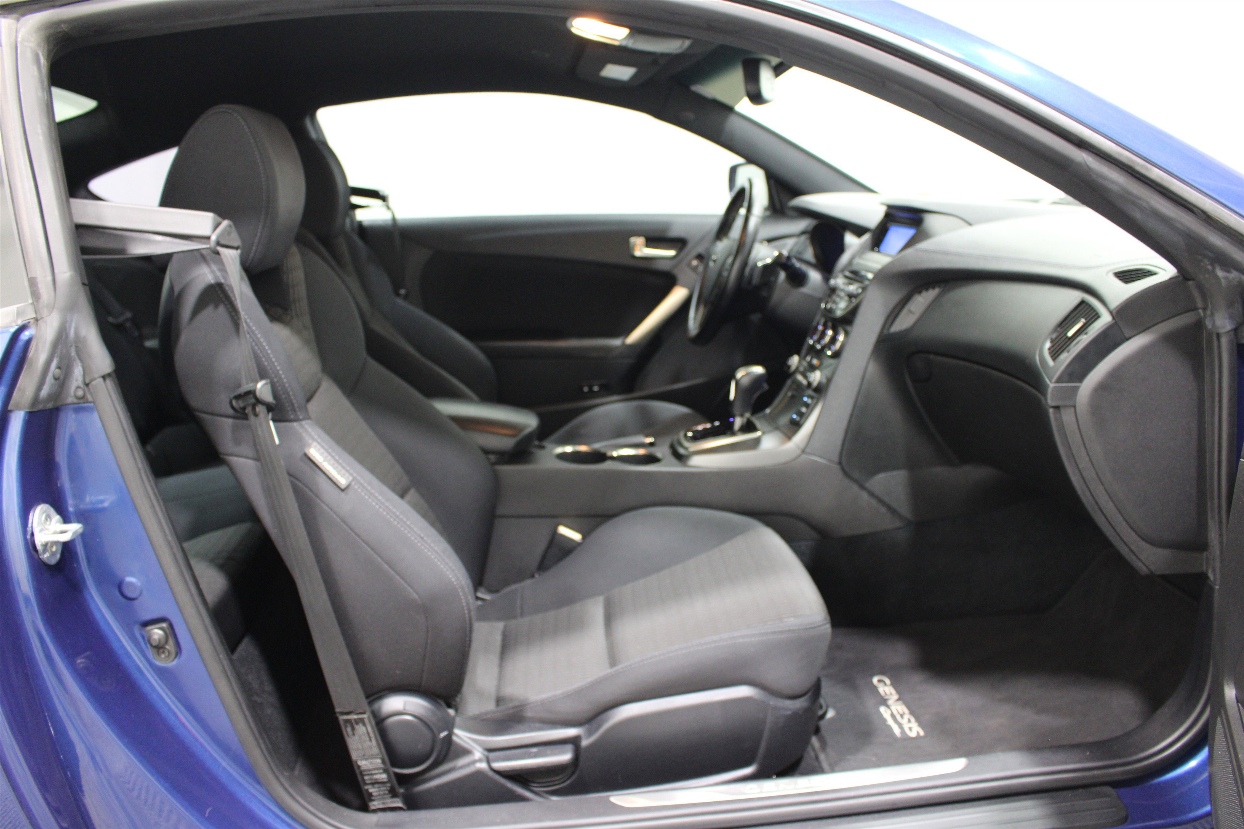 Used 2015 Hyundai Genesis 3.8 RWD image 21