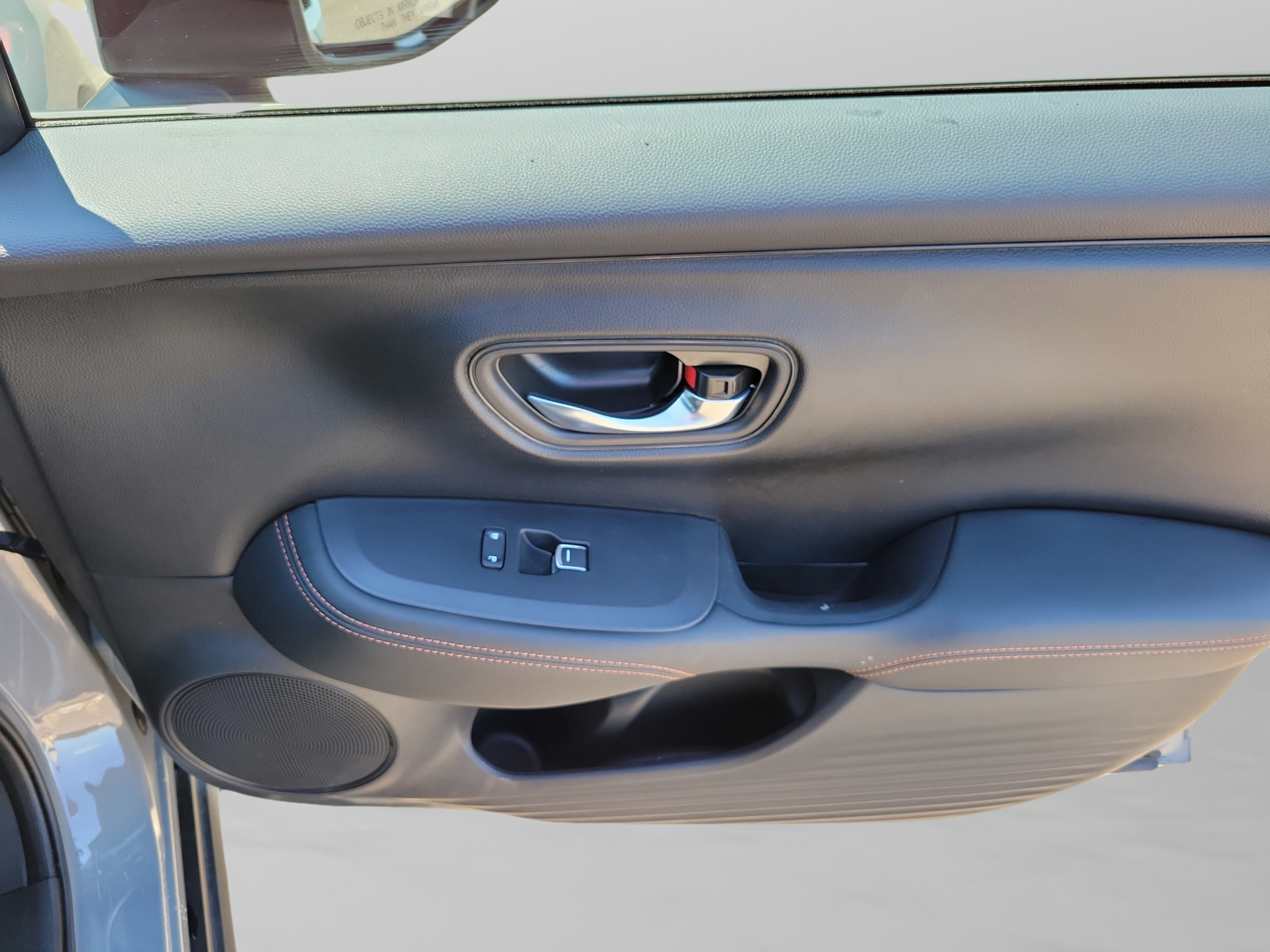 Certified 2025 Honda HR-V Sport image 19