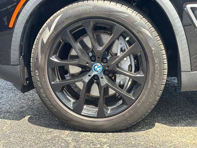 Used 2023 BMW X5 xDrive45e AWD/4WD image 7