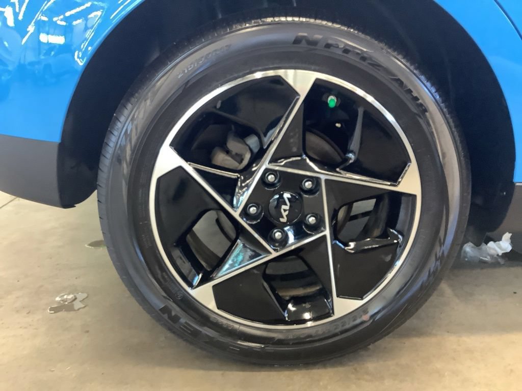 Certified 2024 Kia Soul EX FWD image 27