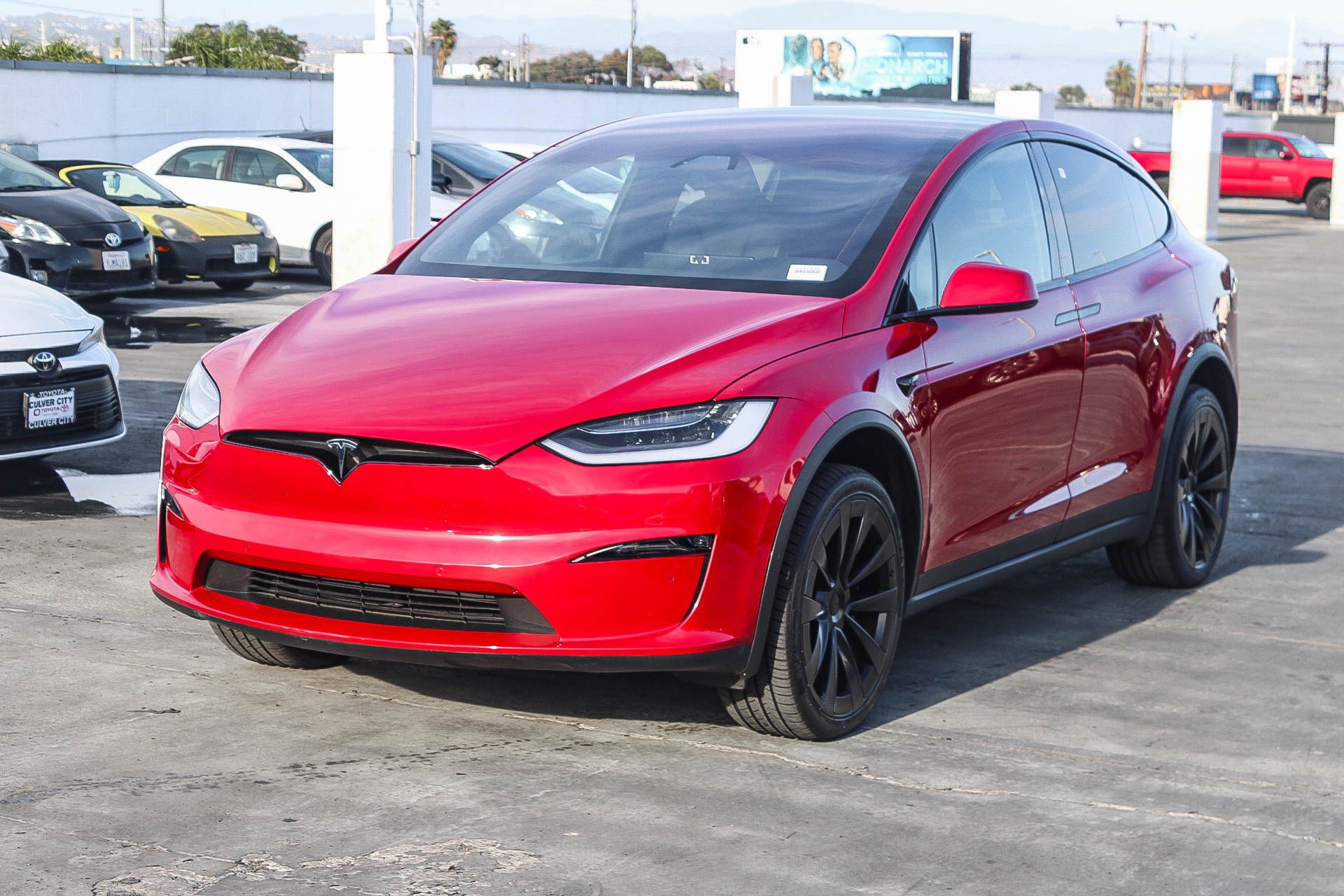Used 2022 Tesla Model X Plaid image 3