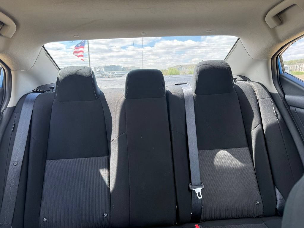 Used 2025 Nissan Sentra SV FWD image 32