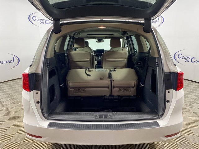 Used 2023 Honda Odyssey EX-L image 6