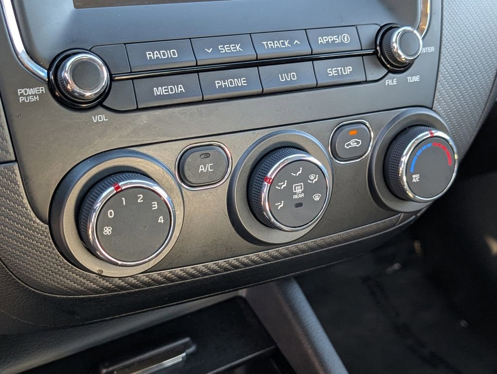 Used 2017 Kia Forte S w/ S Technology Package image 24