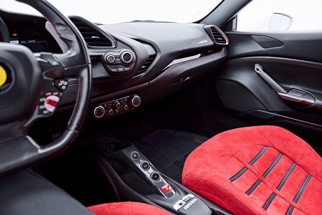 Used 2018 Ferrari 488 GTB RWD image 75