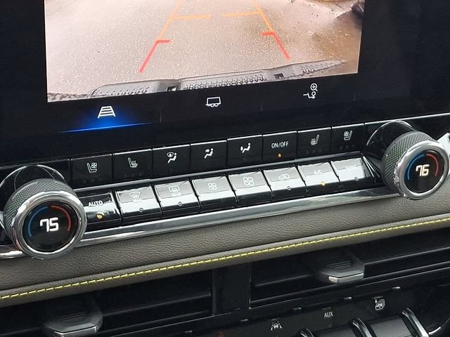 Used 2026 Chevrolet Colorado ZR2 AWD/4WD image 14