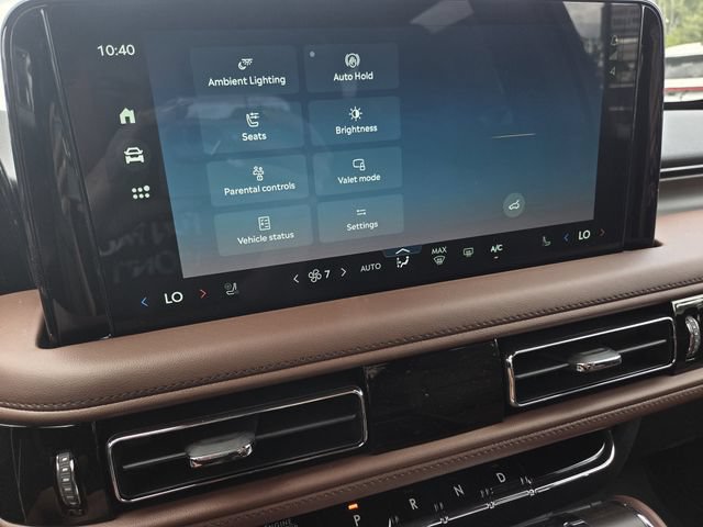 New 2026 Lincoln Aviator Reserve w/ Luxury Package RWD image 8