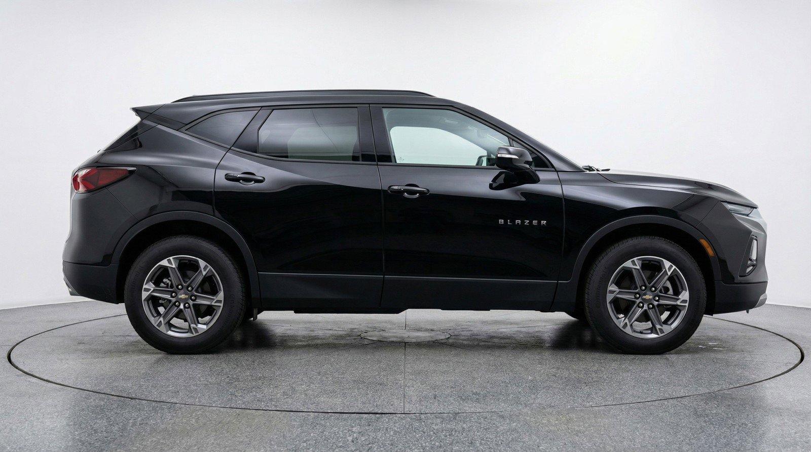 Used 2025 Chevrolet Blazer LT image 11